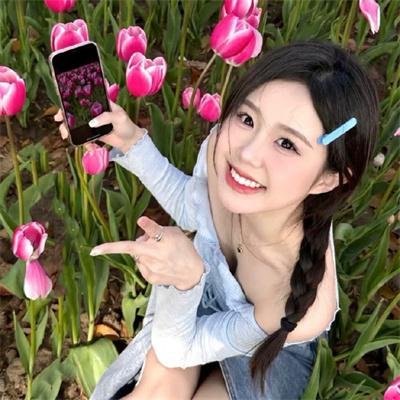公园里的女孩
